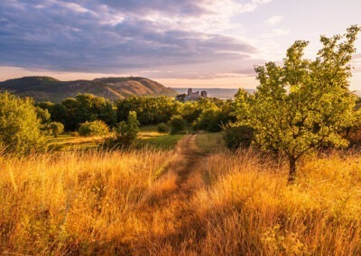 Stolová hora, Sirotčí hrad